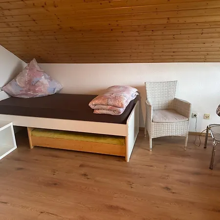 Oma,s Volle Huette Lägenhet Mühltal