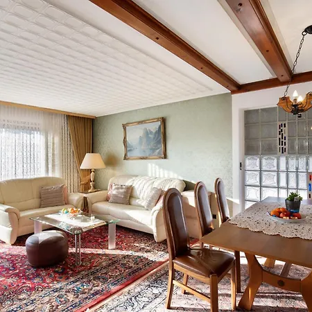Apartment Oma,s Volle Huette Muehltal (Hessen)