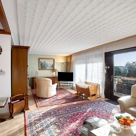 Oma,s Volle Huette Mühltal