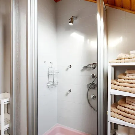 Oma,s Volle Huette Apartment Muehltal (Hessen)