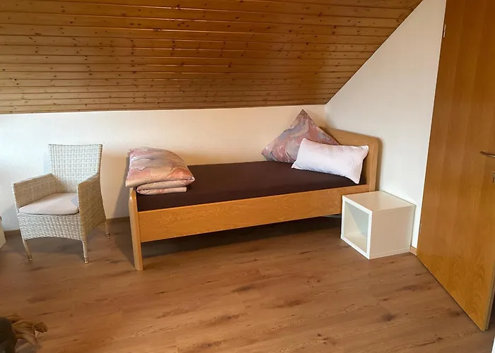 Oma,s Volle Huette Daire