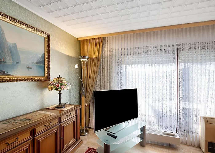 Daire Oma,s Volle Huette *