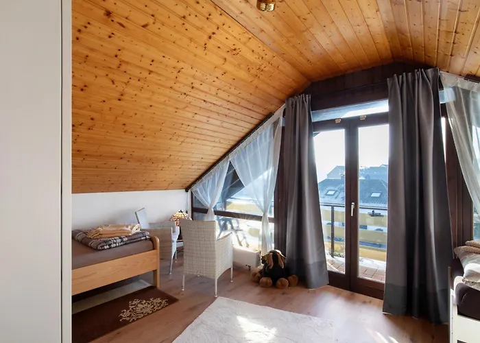 Daire Oma,s Volle Huette *