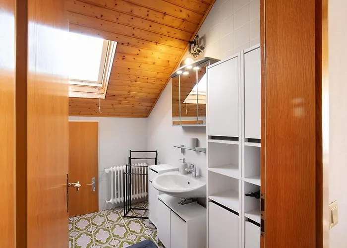 Daire Oma,s Volle Huette *